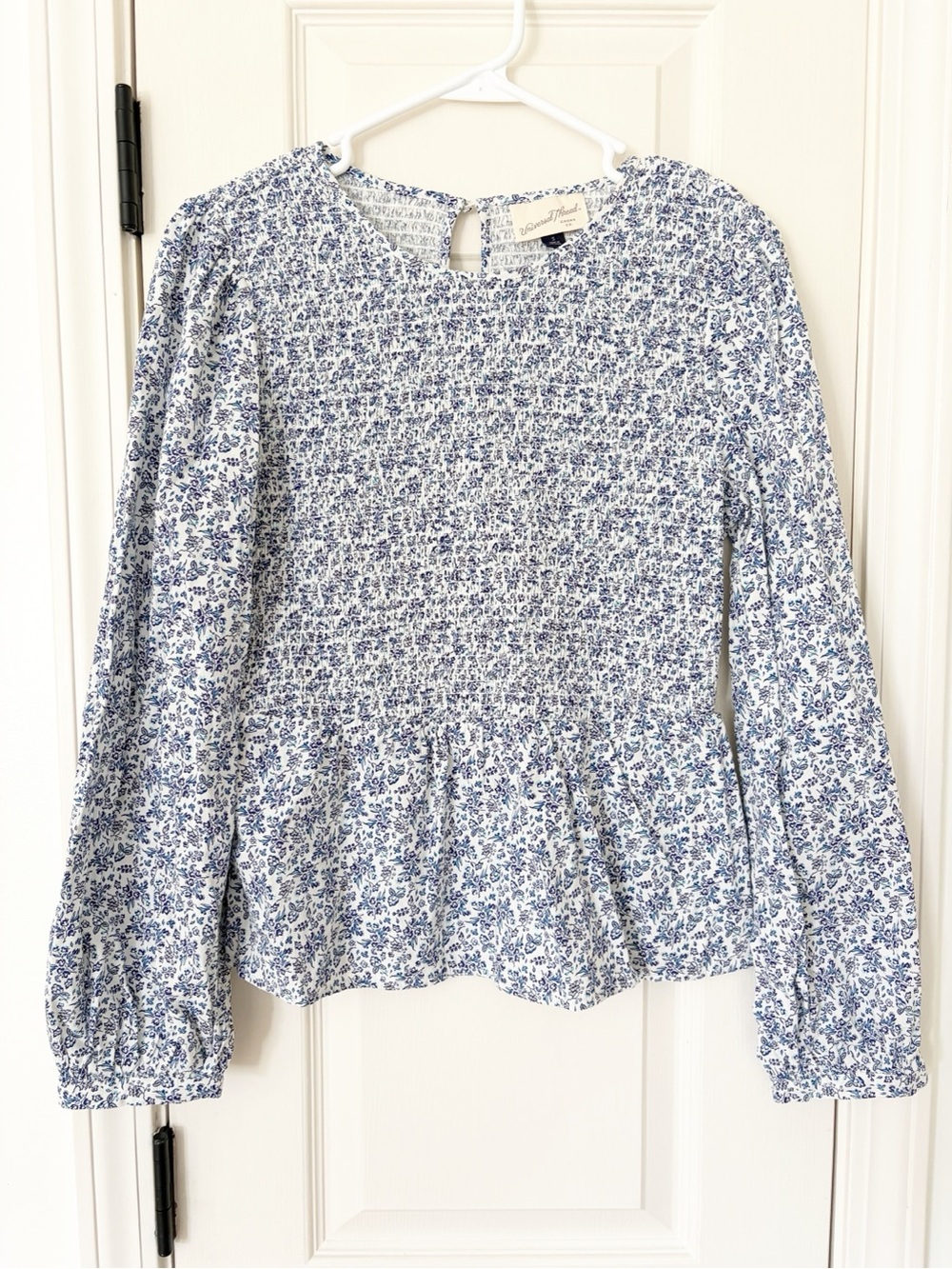 Small - universal thread Smocked Peplum Floral Long-Sleeve Top - Blue/White